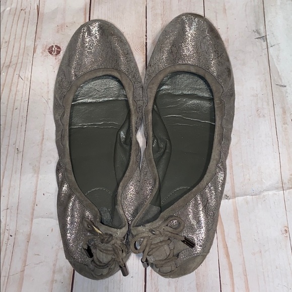 silver shoes size 7